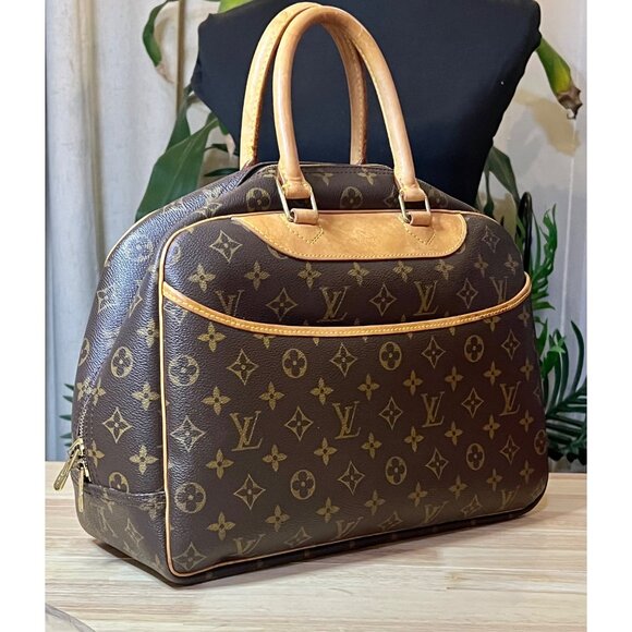✺✺ AUTHENTIC LOUIS VUITTON MONOGRAM DEAUVILLE HANDBAG✺✺ - Picture 5 of 14